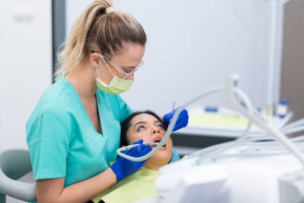 Best Emergency Tooth Extraction  in Freeland, MI